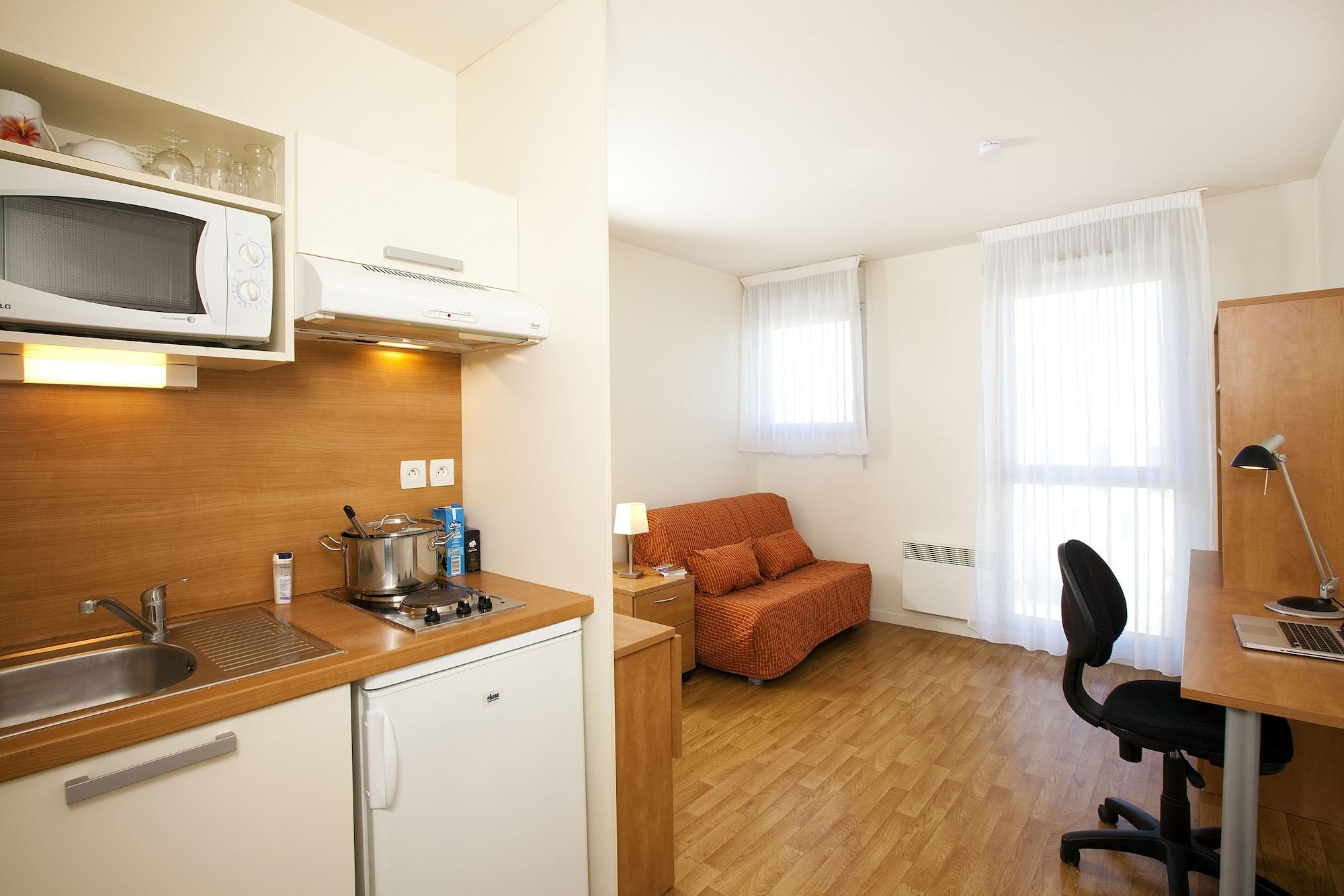 Sejours & Affaires Rennes Longs Champs Aparthotel Eksteriør bilde