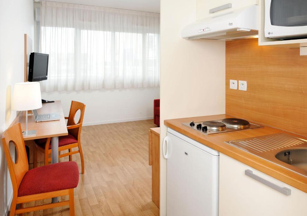 Sejours & Affaires Rennes Longs Champs Aparthotel Rom bilde
