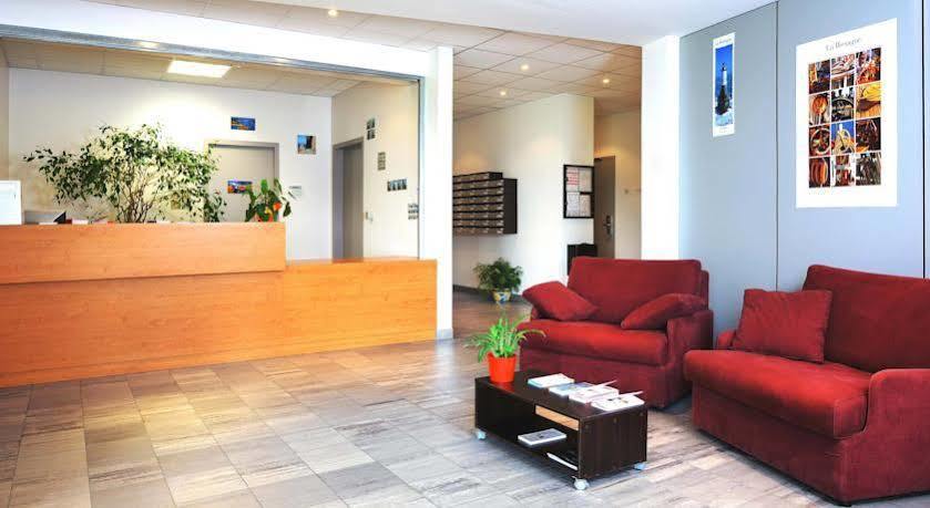 Sejours & Affaires Rennes Longs Champs Aparthotel Eksteriør bilde